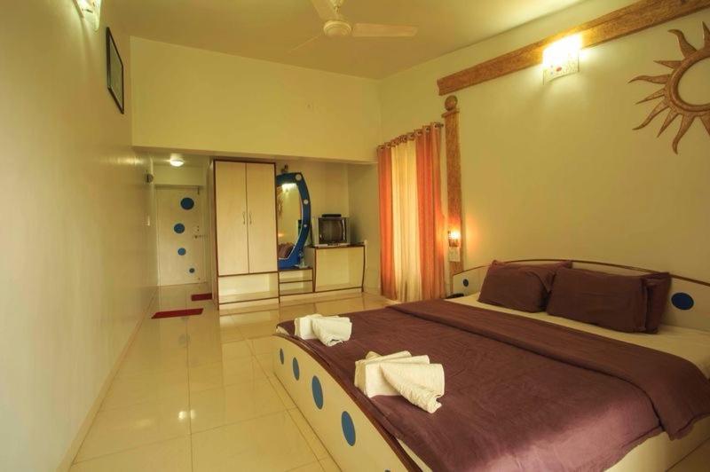 Anandvan Holiday Homes, 瓦伊 外观 照片